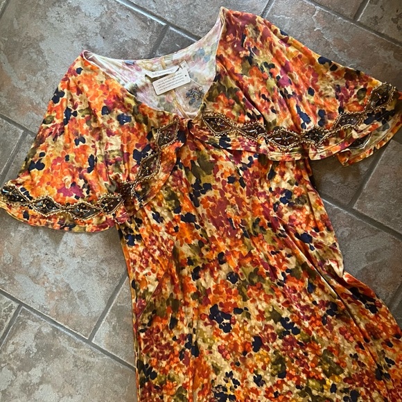 ⭐️BOGO FREE⭐️ SOFT SURROUNDINGS NWT Vibrant Floral Cape Maxi Dress - Picture 2 of 10